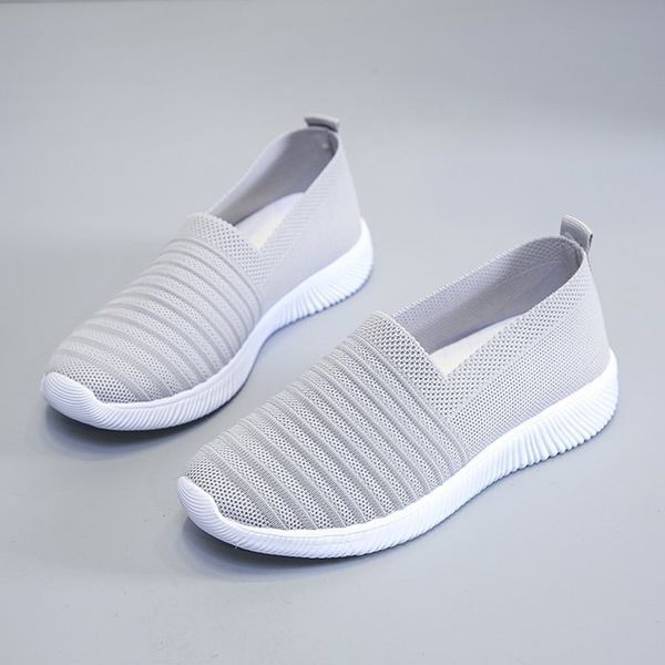 sandals sneakers breathable men women casual shoes non-slipper summer lightweight tenis shoes foam runner with box, Black
sandals sneakers breathable men women casual shoes non-slipper summer lightweight tenis shoes foam runner with box, Black