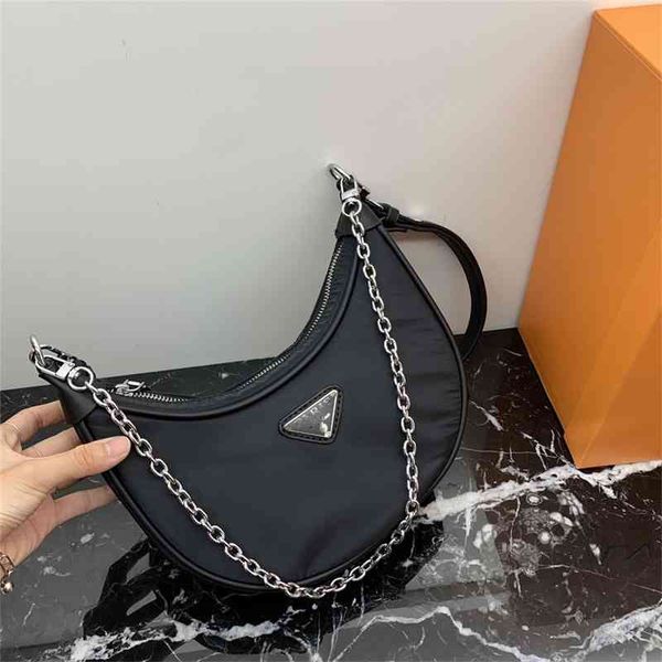 bags nylon cloth chain armpit bag design sense crescent simple and fashionable women's advanced semi-circular purse
bags nylon cloth chain armpit bag design sense crescent simple and fashionable women's advanced semi-circular purse