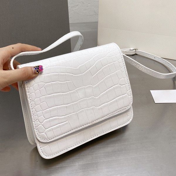 lady clutch shoulder cross body tofu bag wallets totes handbags alligator shiny crocodile print purses wallet tote women luxurys designers b, Red;black
lady clutch shoulder cross body tofu bag wallets totes handbags alligator shiny crocodile print purses wallet tote women luxurys designers b, Red;black