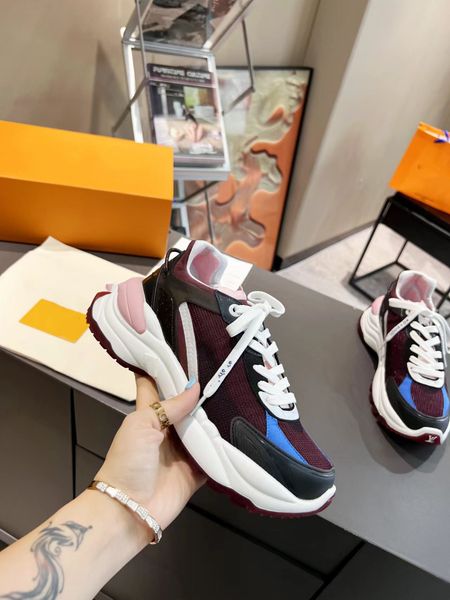 casual shoes women designer travel leather lace-up sneaker fashion lady flat running trainers letters woman 0609, Black
casual shoes women designer travel leather lace-up sneaker fashion lady flat running trainers letters woman 0609, Black