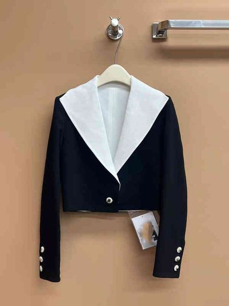 women's knits & tees spring 2022 light luxury french fashion short coat long sleeve button suit lapel versatile yv4a, White
women's knits & tees spring 2022 light luxury french fashion short coat long sleeve button suit lapel versatile yv4a, White