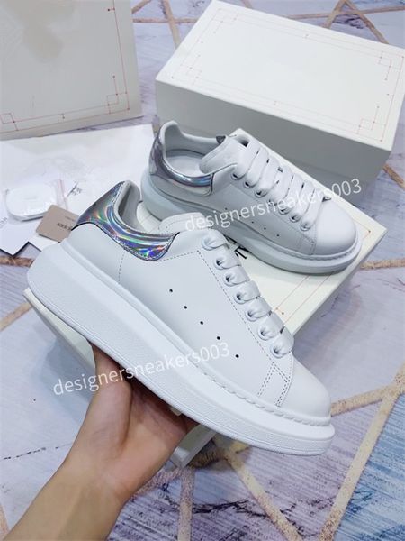 2022 designer autumn boots winter women double women's interlocking martin with high casual shoes girls leather size35-45 gp200911, Black
2022 designer autumn boots winter women double women's interlocking martin with high casual shoes girls leather size35-45 gp200911, Black