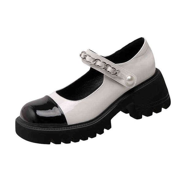dress shoes mary jane leather shoes women princess shoes lolita black white color matching chain high heels sandals 220726
dress shoes mary jane leather shoes women princess shoes lolita black white color matching chain high heels sandals 220726