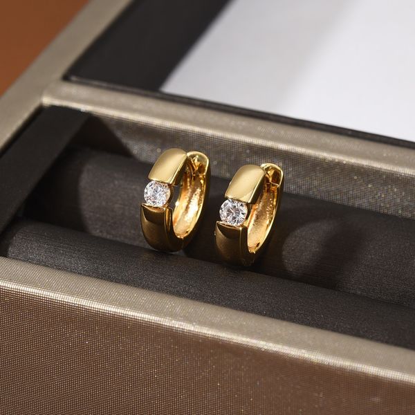new ins fashion diamond stud earrings personality copper plated 18k real gold niche fashion high jewelry gift accessories, Golden;silver
new ins fashion diamond stud earrings personality copper plated 18k real gold niche fashion high jewelry gift accessories, Golden;silver