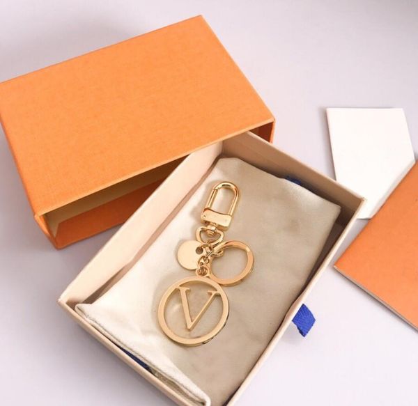 keychain luxury designers brand key chain men carkeyring womens buckle keychains bags pendant exquisite gift with box dust bag, Silver
keychain luxury designers brand key chain men carkeyring womens buckle keychains bags pendant exquisite gift with box dust bag, Silver
