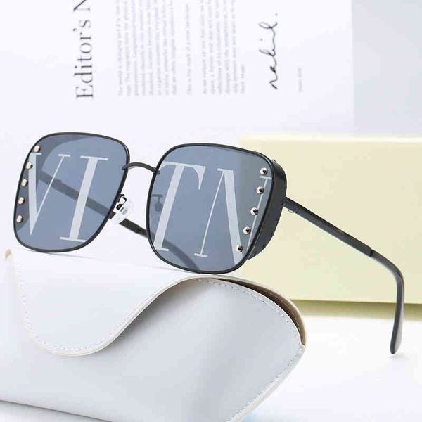 sunglasses new fashion sunglasses, metal punk men's and women's glasses, versatile, White;black
sunglasses new fashion sunglasses, metal punk men's and women's glasses, versatile, White;black
