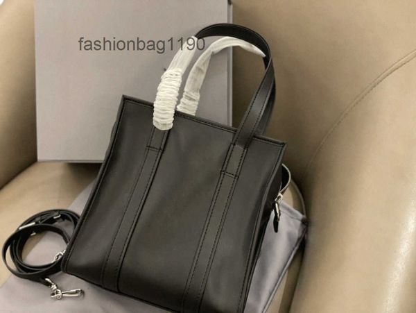 balencaigasss handbag bags tote balencaigass women crossbody bag fashion bags cowhide leather removable shoulder strap
balencaigasss handbag bags tote balencaigass women crossbody bag fashion bags cowhide leather removable shoulder strap