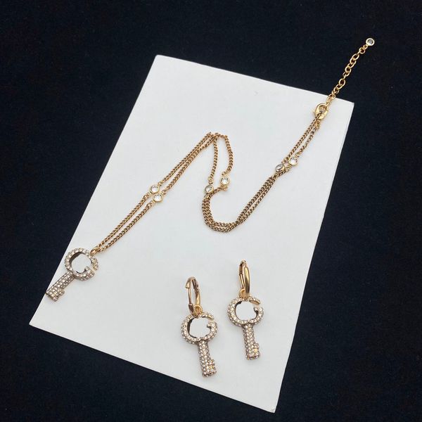 designer gold necklace for women crystal double g key pendant necklaces valentines day gifts for her luxurious jewelry, Silver
designer gold necklace for women crystal double g key pendant necklaces valentines day gifts for her luxurious jewelry, Silver