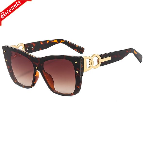 men's women's fashion trend brand sunglasses wholesale personalized eye large frame concave shape, White;black
men's women's fashion trend brand sunglasses wholesale personalized eye large frame concave shape, White;black