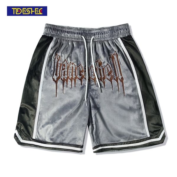 men hip hop gold velvet embroidered high street shorts casual shorts summer wide leg pants straight baggy streetwear shorts 220507, White;black
men hip hop gold velvet embroidered high street shorts casual shorts summer wide leg pants straight baggy streetwear shorts 220507, White;black
