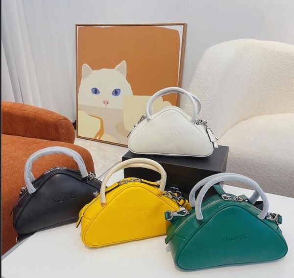 ggs louiseity 1 viutonity lvs 5a fw shoulder bag cross famous 2022 triangle bowling women handbags purses fashion bags body edpvn
ggs louiseity 1 viutonity lvs 5a fw shoulder bag cross famous 2022 triangle bowling women handbags purses fashion bags body edpvn