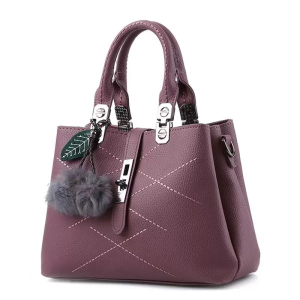 hbp embroidery messenger bags women leather handbags sac a main ladies hair ball hand bag women tote, Red;black
hbp embroidery messenger bags women leather handbags sac a main ladies hair ball hand bag women tote, Red;black