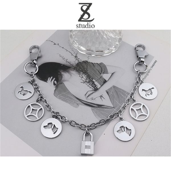 zhen shi light luxury decorative chain bag high-grade versatile hand hanging accessories chain short strap chain gold metal 220610, Black
zhen shi light luxury decorative chain bag high-grade versatile hand hanging accessories chain short strap chain gold metal 220610, Black