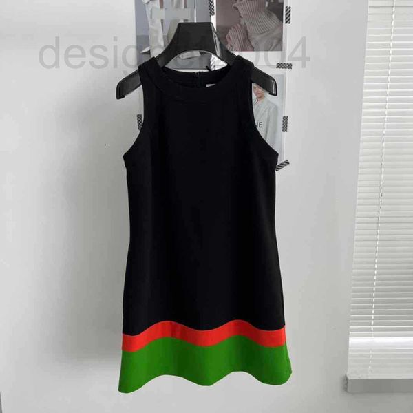 casual dresses designer 2022 spring and summer celebrities round neck sleeveless red green color contrast small black skirt dress mzgb, Black;gray
casual dresses designer 2022 spring and summer celebrities round neck sleeveless red green color contrast small black skirt dress mzgb, Black;gray