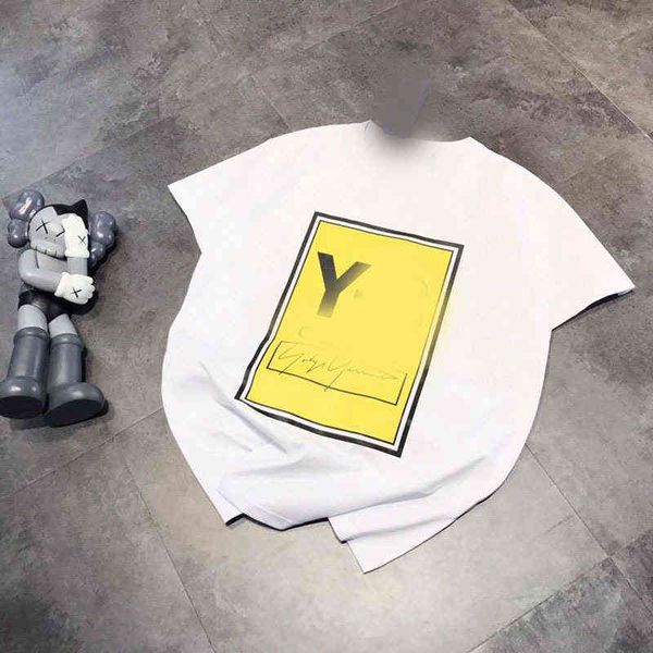 spring / summer new fashion brand yellow square signature same men's and women's round neck short sleeve t-shirt backing women, Black;white
spring / summer new fashion brand yellow square signature same men's and women's round neck short sleeve t-shirt backing women, Black;white
