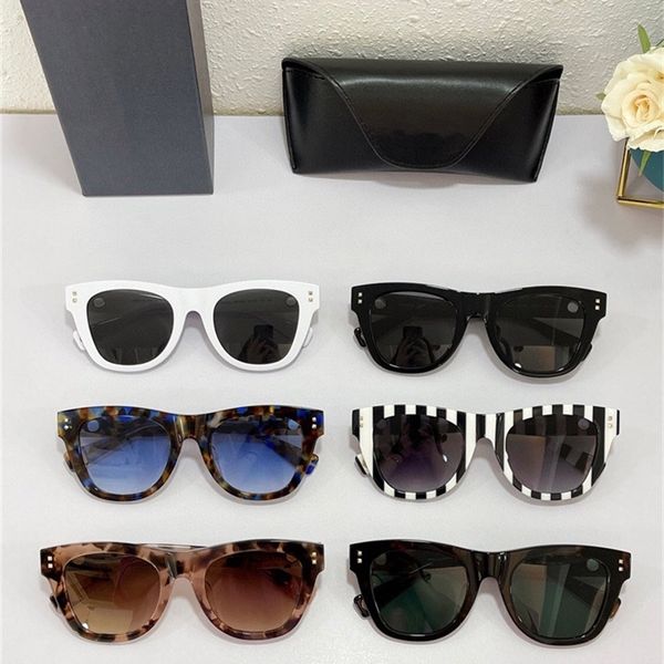 22% off 2022 luxury fashion design high version sunglasses new square and the same small face, White;black
22% off 2022 luxury fashion design high version sunglasses new square and the same small face, White;black