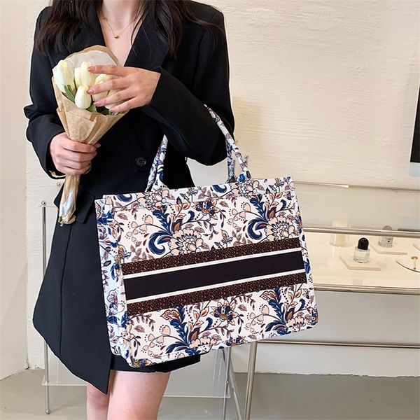 factory discount 66% off tote bag 2022 popular th year. the new printed plant pattern portable is large and small shoulder bag
factory discount 66% off tote bag 2022 popular th year. the new printed plant pattern portable is large and small shoulder bag