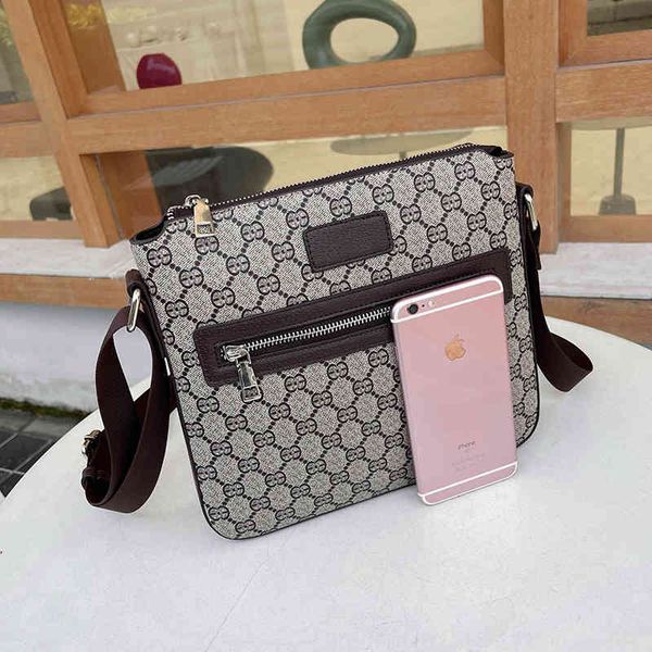 purses new men's business leisure bag commuter shoulder bag large capacity printed diagonal small bag
purses new men's business leisure bag commuter shoulder bag large capacity printed diagonal small bag