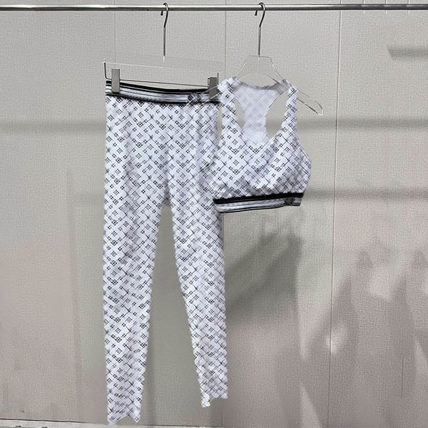 womens yoga sets high waist running tracksuits suits print strong stretch fitness nylon clothing gym clothes hip-lifting leggings well-fit t, Gray
womens yoga sets high waist running tracksuits suits print strong stretch fitness nylon clothing gym clothes hip-lifting leggings well-fit t, Gray