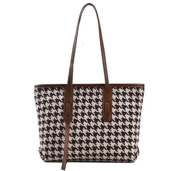 luxury designer handbag women shoulder bags large capacity women's portable tote bag woolen shoulder bag straps casual crossbody ladies
luxury designer handbag women shoulder bags large capacity women's portable tote bag woolen shoulder bag straps casual crossbody ladies