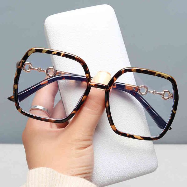 2022 new d same blue light large letter myopia glasses frame batchfactory outlet fashion men's sunglasses women's sunglasses2022 t, White;black
2022 new d same blue light large letter myopia glasses frame batchfactory outlet fashion men's sunglasses women's sunglasses2022 t, White;black