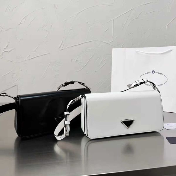 luxury designers bags handbags shoulder bags armpit bag handbag leather size 27 * 12cm business simple noble capacity is very
luxury designers bags handbags shoulder bags armpit bag handbag leather size 27 * 12cm business simple noble capacity is very