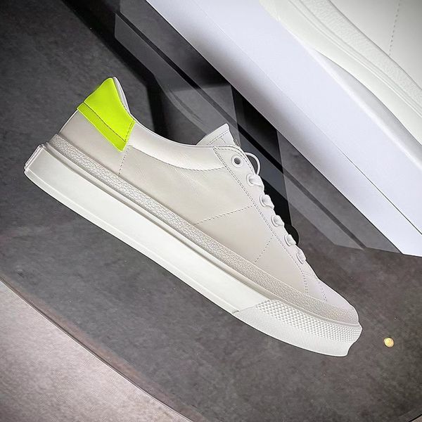r men's and women's casual shoes black pink yellow red green tail triple reflective metal royal rainbow couple sneakers
r men's and women's casual shoes black pink yellow red green tail triple reflective metal royal rainbow couple sneakers