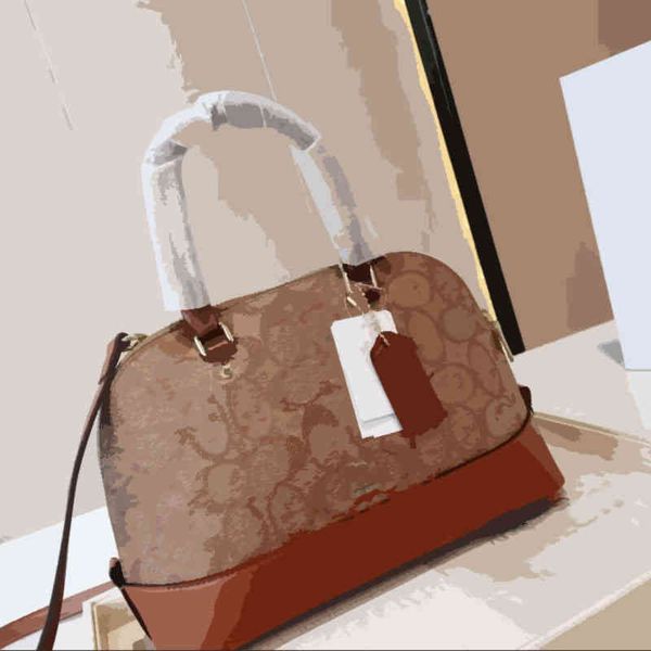 kou with leather shoulder msenger handbag classic c women's 2022 luxury brand fashion design versatile ladies bags
kou with leather shoulder msenger handbag classic c women's 2022 luxury brand fashion design versatile ladies bags