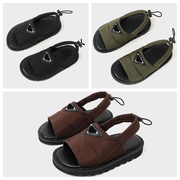 2022 kids designer shoes sandals slippers boys girls child shoe children fashion letter printed with badge baby sandal school summer wear 3, Black;red
2022 kids designer shoes sandals slippers boys girls child shoe children fashion letter printed with badge baby sandal school summer wear 3, Black;red