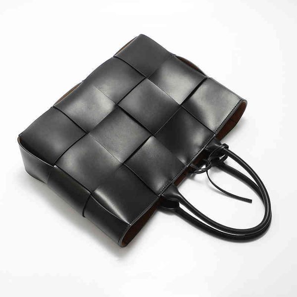 original edition brand handbags bottegass luxury women venetas's crossbody designer 2022 trendy autumn and winter simple fashionable co
original edition brand handbags bottegass luxury women venetas's crossbody designer 2022 trendy autumn and winter simple fashionable co