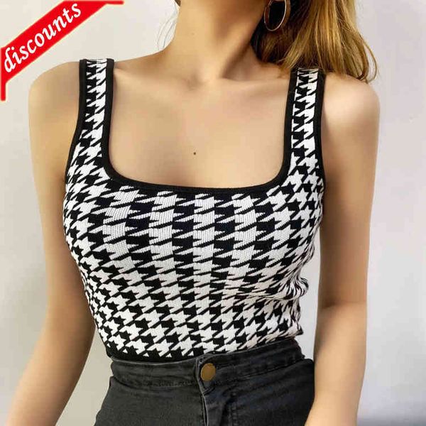 factory outlet square knitted vest women's new slim fitting short exposed suspender summer female shirt, White
factory outlet square knitted vest women's new slim fitting short exposed suspender summer female shirt, White