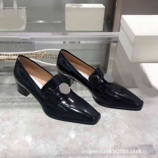 dress shoes spring and summer fashion mirror soft leather single shoes women's thick heels workplace high are versatile with a small ts, Black
dress shoes spring and summer fashion mirror soft leather single shoes women's thick heels workplace high are versatile with a small ts, Black