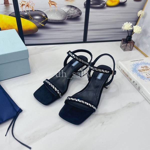summer breathable sandal women outdoor travel shoes sexythick heel sandals party comfortable fashion shoes
summer breathable sandal women outdoor travel shoes sexythick heel sandals party comfortable fashion shoes
