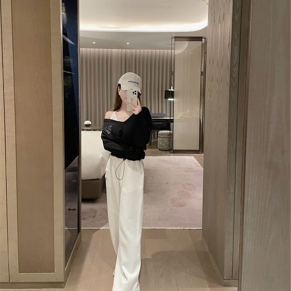 71% off 2022 summer trendy men's women's clothing 2022 new casual straight pants three-dimensional embroidery technology high vers, White;black
71% off 2022 summer trendy men's women's clothing 2022 new casual straight pants three-dimensional embroidery technology high vers, White;black