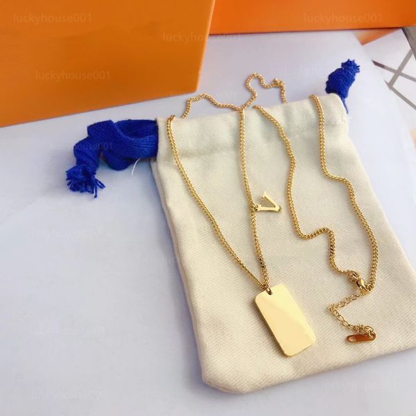 luxury letter pendants gold love necklace fashion silver plated simple pendant square titanium alloy valentines day couple necklace jewelry
luxury letter pendants gold love necklace fashion silver plated simple pendant square titanium alloy valentines day couple necklace jewelry