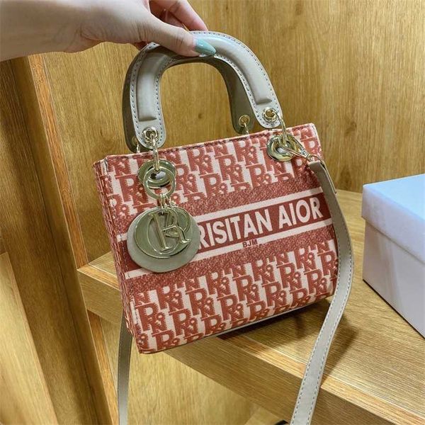 fd luxury designer bags women onthego handbags 2022 genuine leather bag original box tote handbag dingdanduoduo888 zhouzhoubao123 cj8q
fd luxury designer bags women onthego handbags 2022 genuine leather bag original box tote handbag dingdanduoduo888 zhouzhoubao123 cj8q