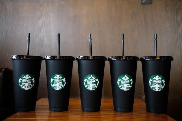 starbucks 24oz/710ml plastic tumbler reusable clear drinking flat bottom cup pillar shape lid straw mug bardian dhl uv machine printing does
starbucks 24oz/710ml plastic tumbler reusable clear drinking flat bottom cup pillar shape lid straw mug bardian dhl uv machine printing does