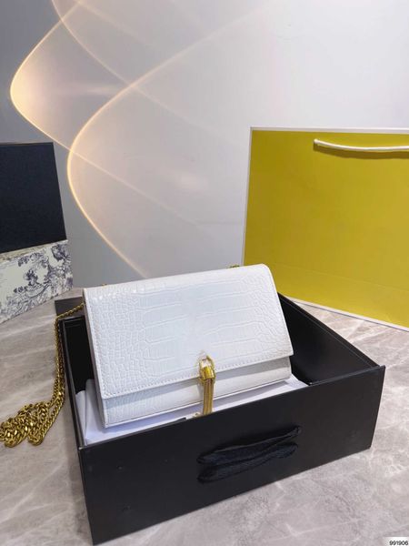 bag designer handbags fashion cross body senior crocodile grain tassel aslant package cowhide material single shoulder hardware
bag designer handbags fashion cross body senior crocodile grain tassel aslant package cowhide material single shoulder hardware