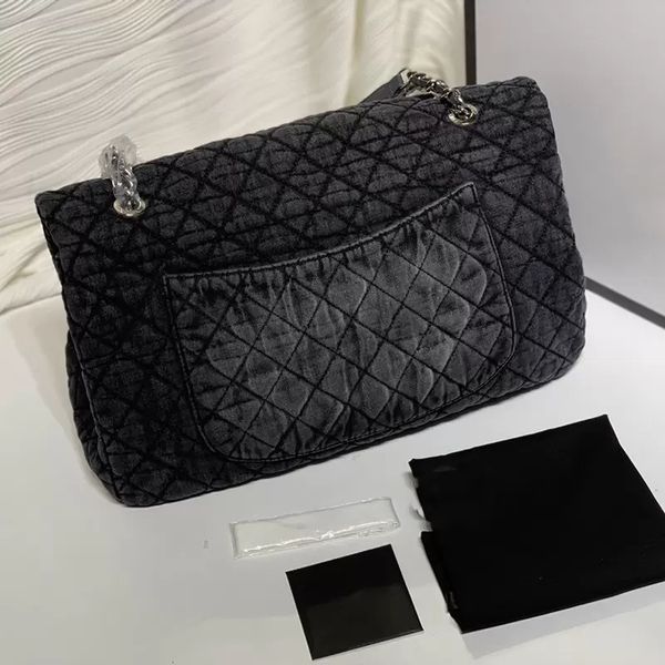 womens denim maxi jumbo classic flap bags quilted meatlasse chain crossbody shoulder luxury designer street cool large capacity outdoor trav
womens denim maxi jumbo classic flap bags quilted meatlasse chain crossbody shoulder luxury designer street cool large capacity outdoor trav