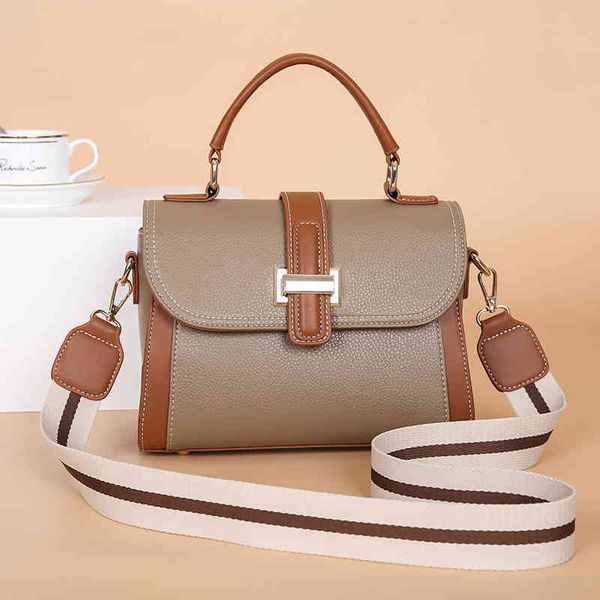 new style female korean fashion princess dai women's small versatile single shoulder bag hand messenger bag luxury designer
new style female korean fashion princess dai women's small versatile single shoulder bag hand messenger bag luxury designer