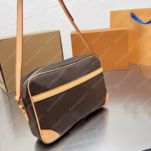 2 colors shoulder bags women leather tote bag crossbody luxury designers cross body vintage flowers coin purses letter wallets
2 colors shoulder bags women leather tote bag crossbody luxury designers cross body vintage flowers coin purses letter wallets