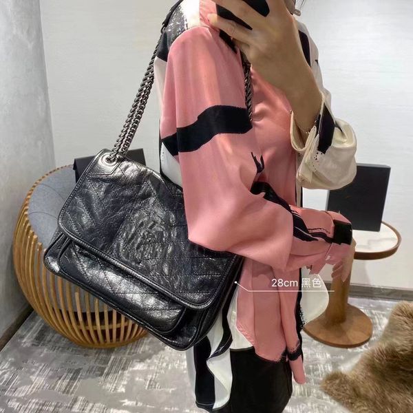 women full black lambskin chain underarm shoulder bags wallet purses large size 28cm medium m luxury designer womens double chains handle ha
women full black lambskin chain underarm shoulder bags wallet purses large size 28cm medium m luxury designer womens double chains handle ha