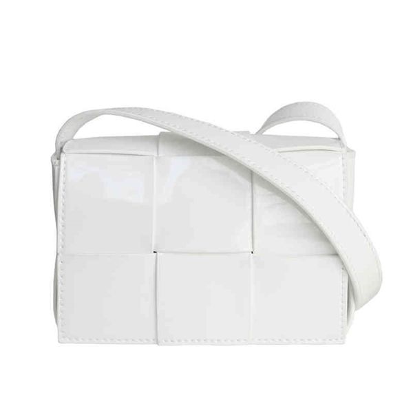 bottegas venetas handbag 2022 spring patent leather woven mini three grid cowhide small square bag mini messenger bag hrpw
bottegas venetas handbag 2022 spring patent leather woven mini three grid cowhide small square bag mini messenger bag hrpw