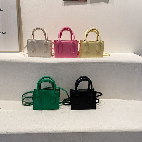 lady style children handbags kids candy color pu leather single shoulder bag girls messenger purse lipstick bags q6599, Black
lady style children handbags kids candy color pu leather single shoulder bag girls messenger purse lipstick bags q6599, Black