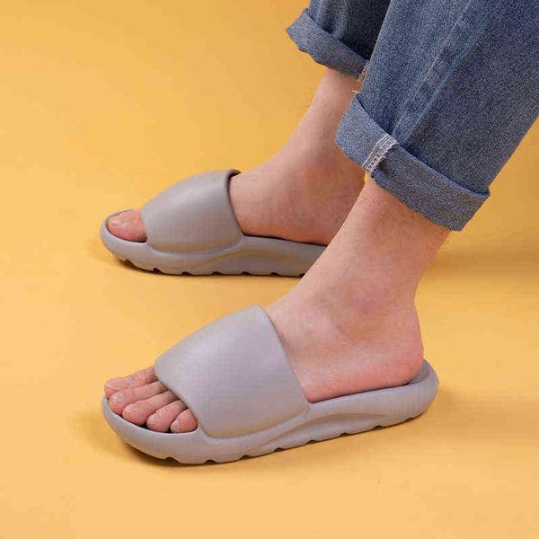 home slippers female man flip flops summer indoor bathroom bath hollow out water leakage sandals simple light couple sandals t220728, Black
home slippers female man flip flops summer indoor bathroom bath hollow out water leakage sandals simple light couple sandals t220728, Black