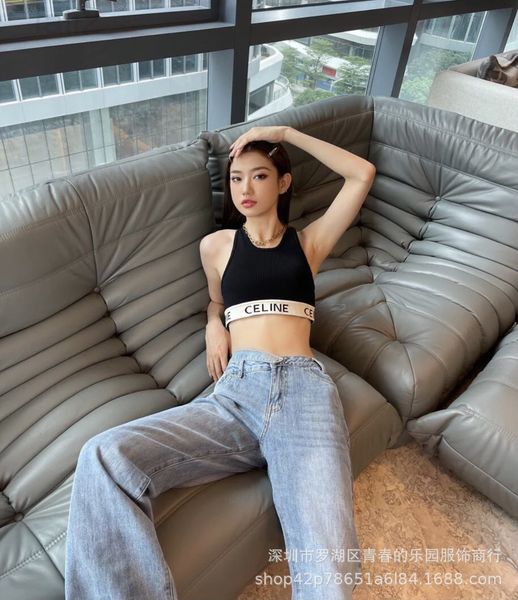 women's jeans designer new ann diagonal belt irregular design straight jeans women's casual version, Blue
women's jeans designer new ann diagonal belt irregular design straight jeans women's casual version, Blue