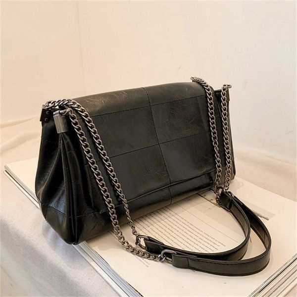luxury handbag women bags designer vintage shoulder bag thick chain messenger bags soft flap shoulder crossbody pack women purse 220401
luxury handbag women bags designer vintage shoulder bag thick chain messenger bags soft flap shoulder crossbody pack women purse 220401