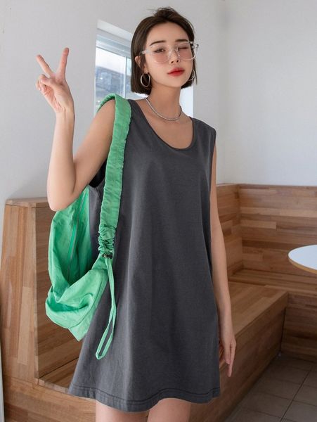 dazy letter graphic tank q1mr#, White
dazy letter graphic tank q1mr#, White