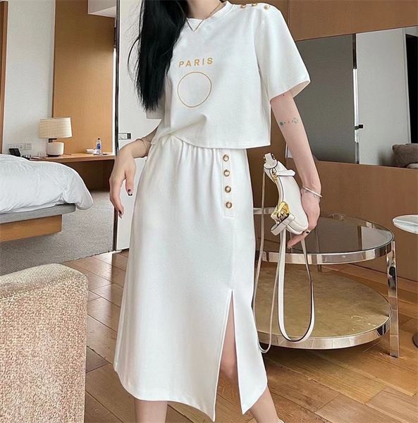 new two piece dress t-shirt with a split half skirt suit b letter metal buttons decorated with gold powder letters, White 
new two piece dress t-shirt with a split half skirt suit b letter metal buttons decorated with gold powder letters, White