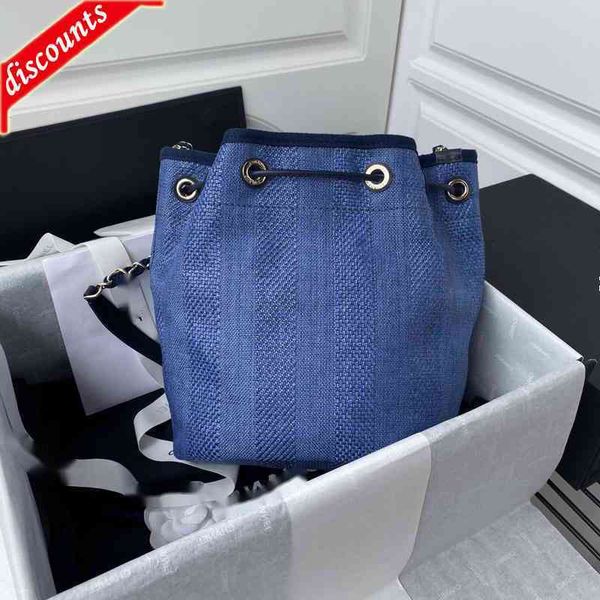 letter design 620 luxury brand plaid woman's shoulder chain cc bag lambskin leather vintage messenger bags diamond pattern bucket bag 2
letter design 620 luxury brand plaid woman's shoulder chain cc bag lambskin leather vintage messenger bags diamond pattern bucket bag 2